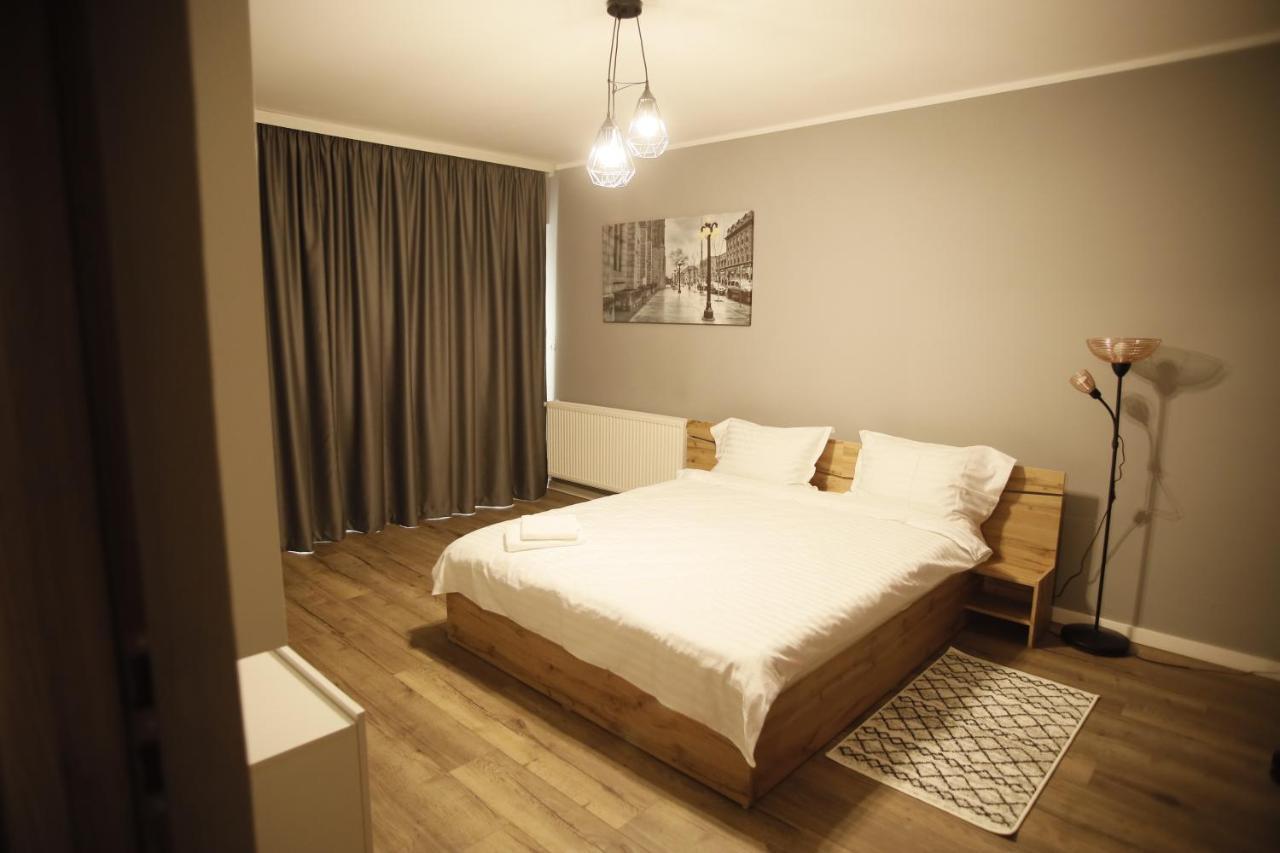 Rcc 3 Apartament Apartment ฟอคชานิ ภายนอก รูปภาพ